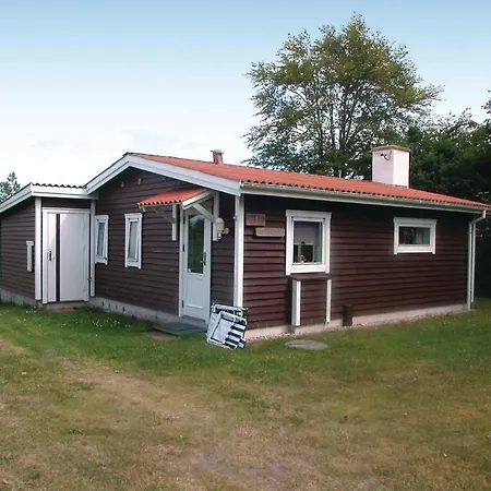 Hébergement de vacances Awesome In Hadsund With Sauna