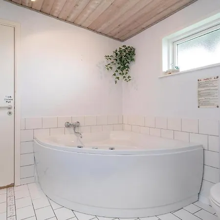 Hyggeligt Hjem I Hadsund Med Sauna Hadsund